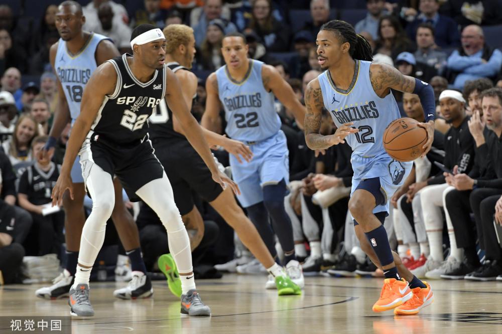 离岸边不远 离岸边不远